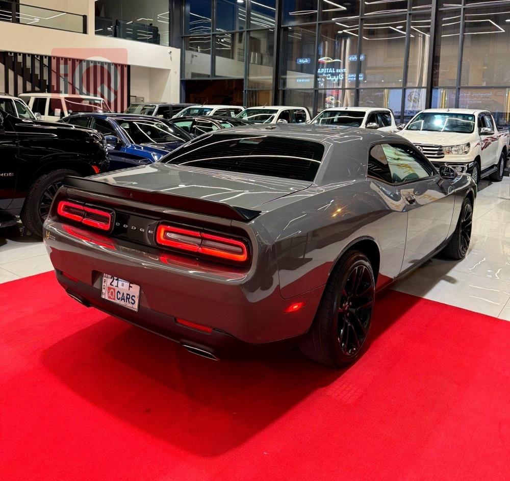 Dodge Challenger